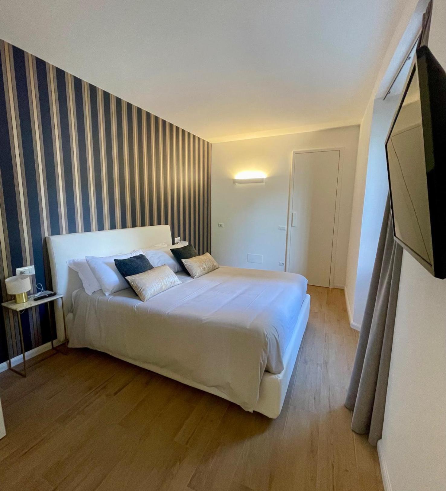 Baia Di Pare Hotel Valmadrera