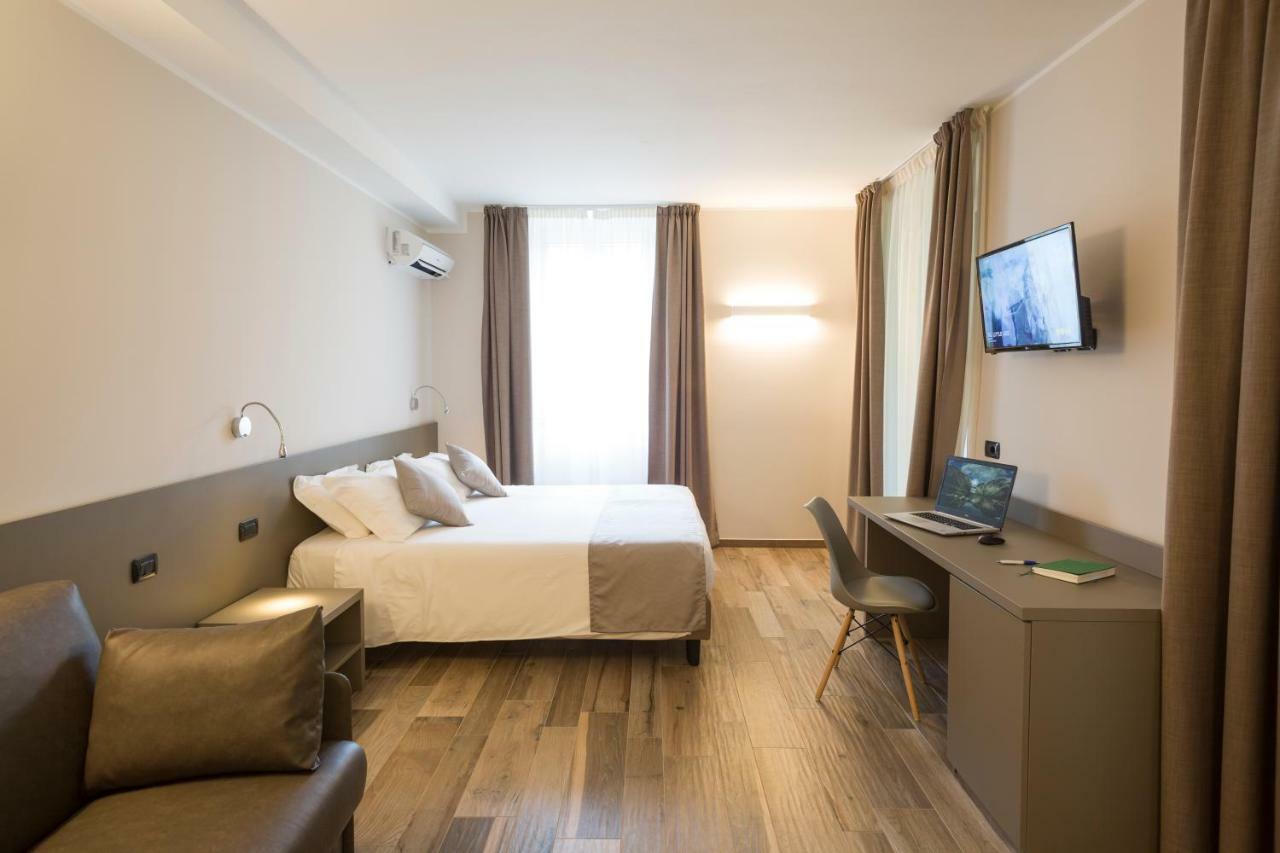 Hotel Baia Di Pare
